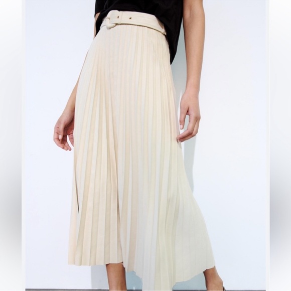 ZARA SUEDE PLEATED MIDI SKIRT WITH TONAL BELT - Picture 1 of 9